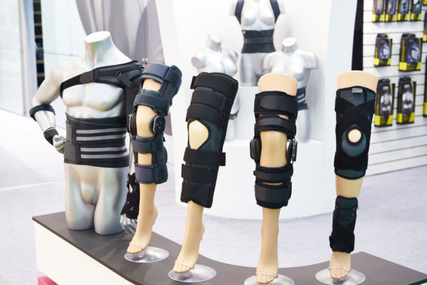 knee-braces