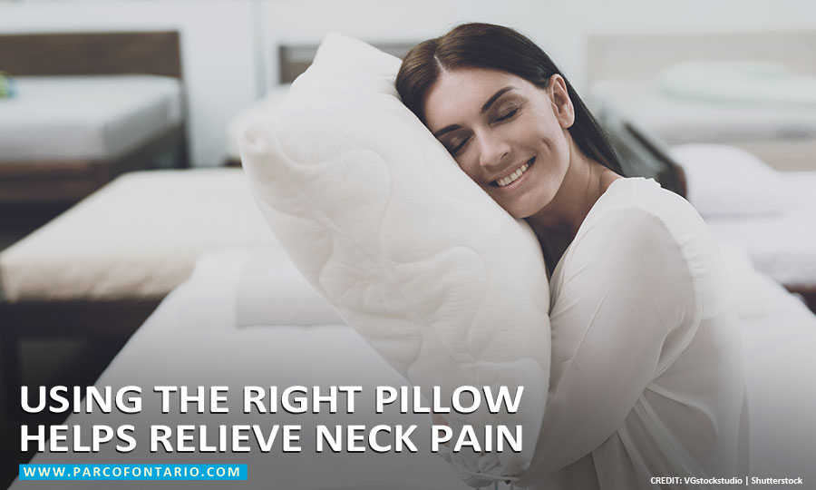 Using the right pillow helps relieve neck pain