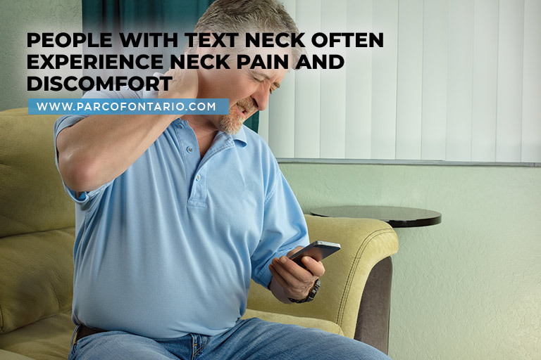 People with text neck often experience neck pain and discomfort